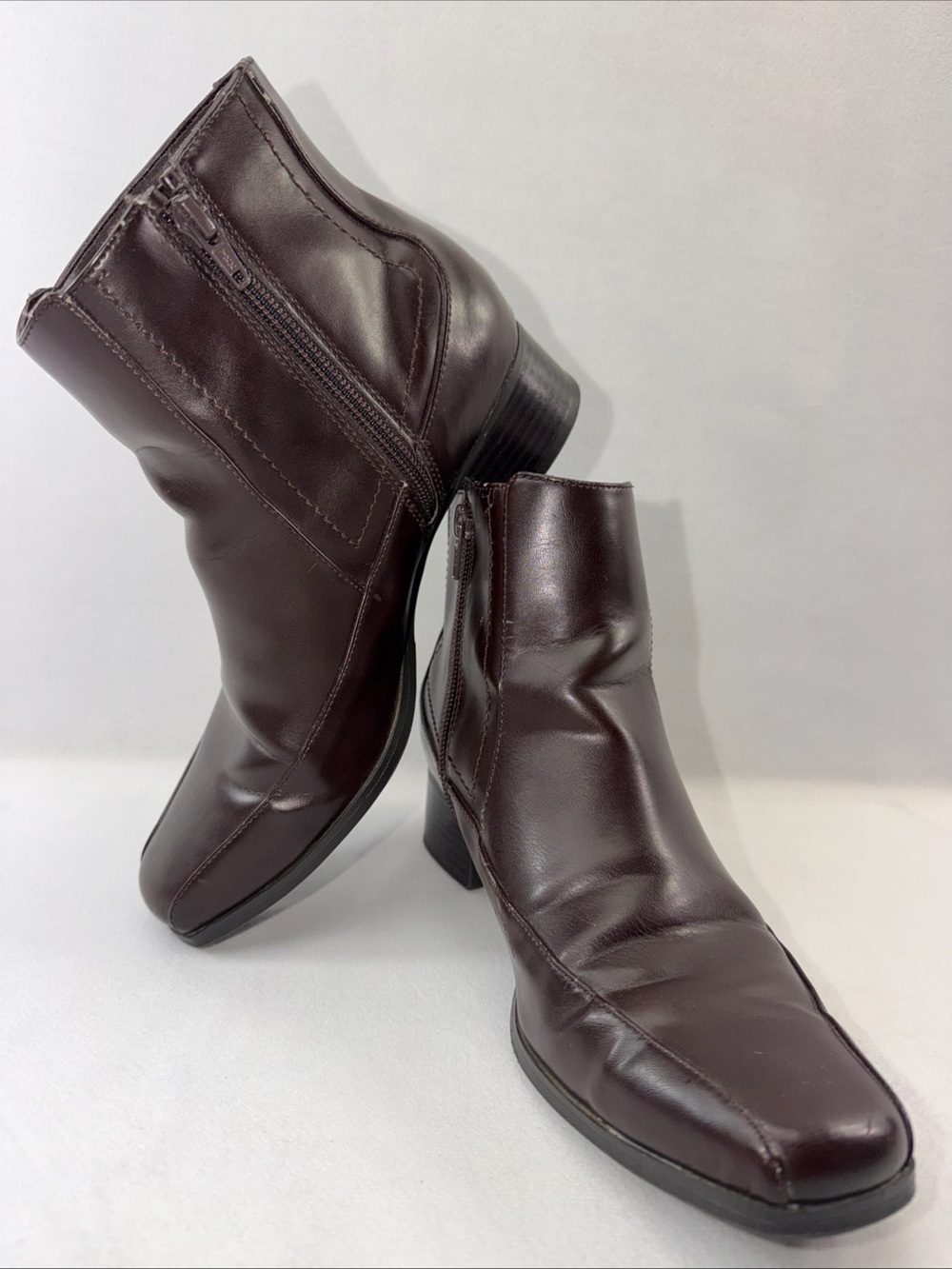Predictions Brown Faux Leather Ankle Classic Zip Boots Size 7.5W